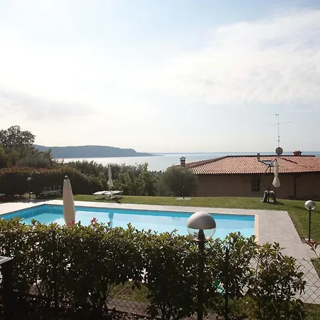 Panorama Lake View, Pool & Garden, 2 Bathrooms, Kingsize & Single-Beds, Fast Internet Toscolano Maderno Exterior photo