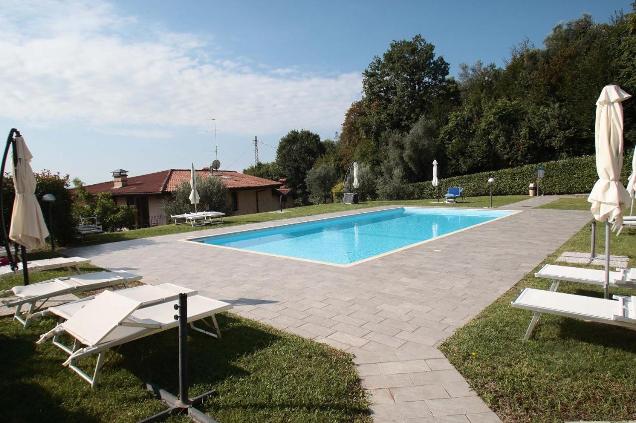 Apartment Panorama View, Pool & Garden, 2 Bathrooms, Kingsize & Single-beds, Fast Internet Toscolano Maderno
