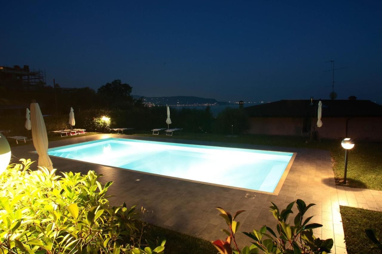 Apartment Panorama View, Pool & Garden, 2 Bathrooms, Kingsize & Single-beds, Fast Internet