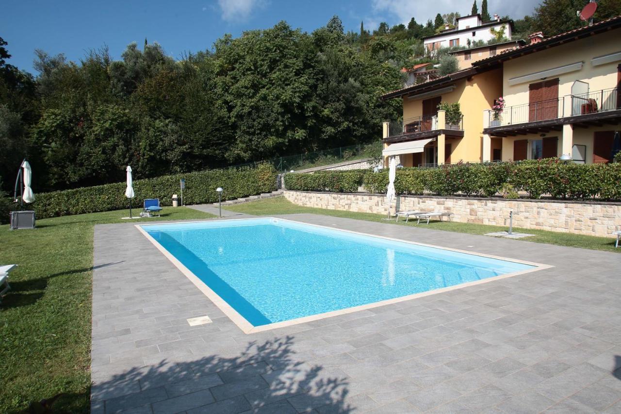 Apartment Panorama View, Pool & Garden, 2 Bathrooms, Kingsize & Single-beds, Fast Internet Toscolano Maderno