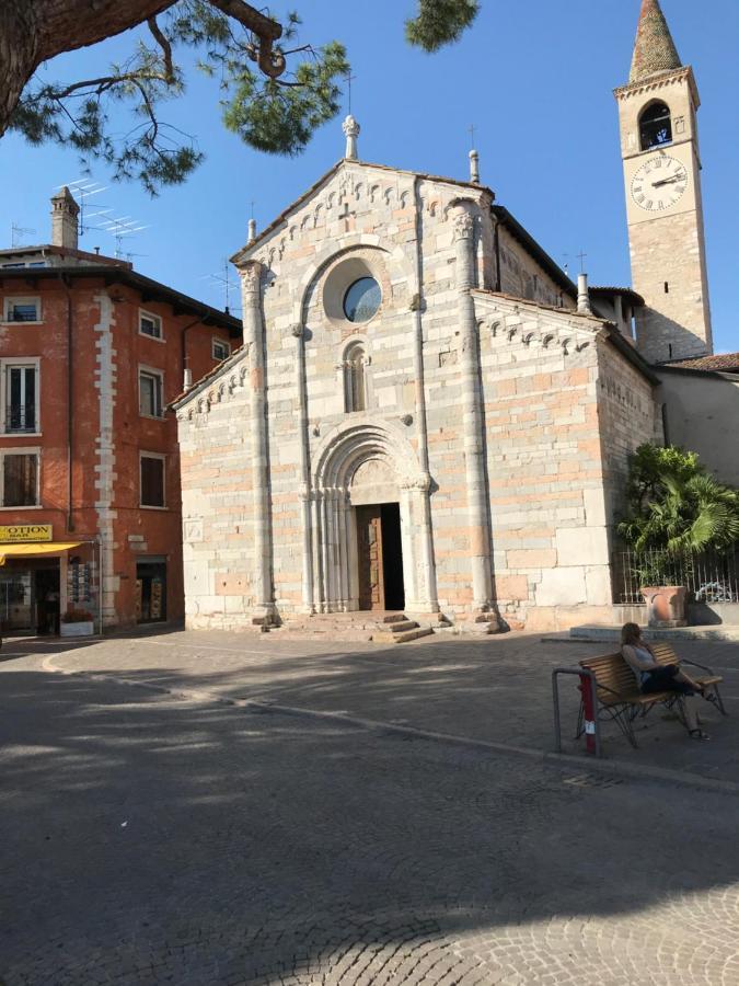 Panorama View, Pool & Garden, 2 Bathrooms, Kingsize & Single-beds, Fast Internet Apartment Toscolano Maderno