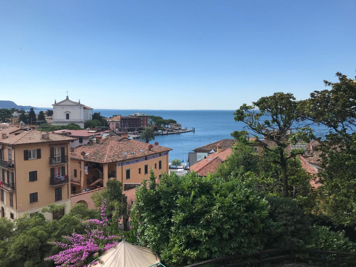Panorama View, Pool & Garden, 2 Bathrooms, Kingsize & Single-beds, Fast Internet Apartamento Toscolano Maderno